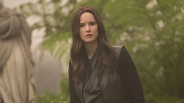 Official still 11 from The Hunger Games: Mockingjay – Part 2