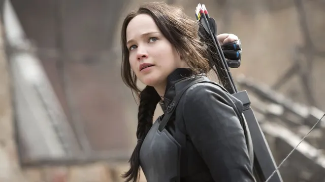 Official still 7 from The Hunger Games: Mockingjay – Part 1