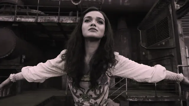 Official still 6 from The Hunger Games: The Ballad of Songbirds & Snakes